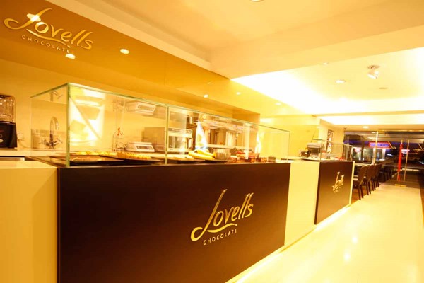 	Lovells Chocolate