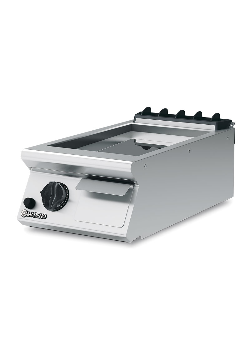 900 Series Chromed Gas Fry-Top With Smooth Fry Plate
