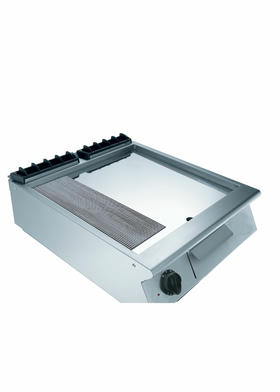 700 Series Fry-Top With 2/3 Smooth 1/3 Ribbed Electric Fry Plate - 60x73x25 cm - FT76EMCST