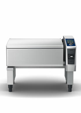 RATIONAL Pressured Cooking Center iVario Pro XL